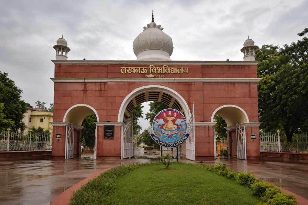 Faculty of Law University of Lucknow