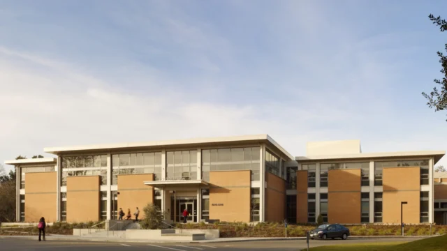 Law Colleges in USA UC Davis School of Law (King Hall)