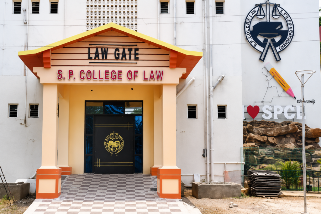 Shantaram Potdukhe College of Law