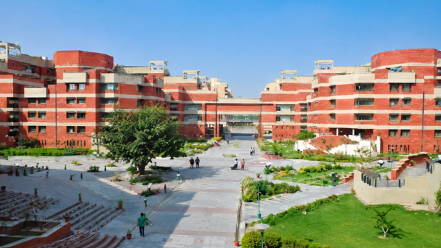 Law Colleges in India University School of Law and Legal Studies (USLLS)
